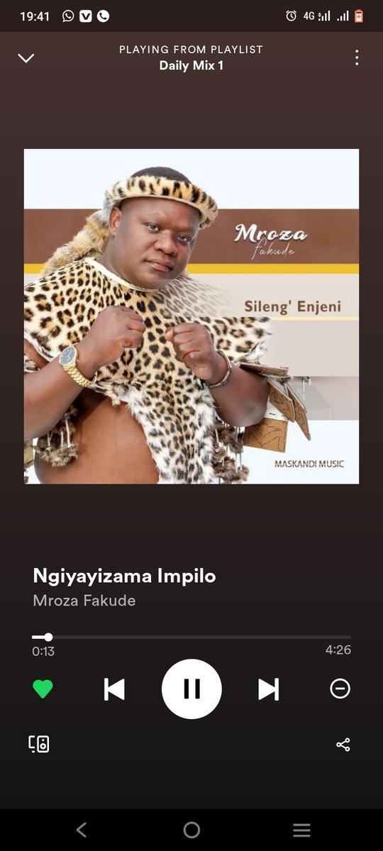 MrozaFakude's tweet photo. Nomakanjani izolanywa lento kungekudala nje Ngizanegizinga yengoma Ayi ayii angaz mina.
Khetha eyakho ingoma #Slengaenjeni
#Mroza Van Damme New album ๐ฅ https://t.co/EhQDz1f0kA