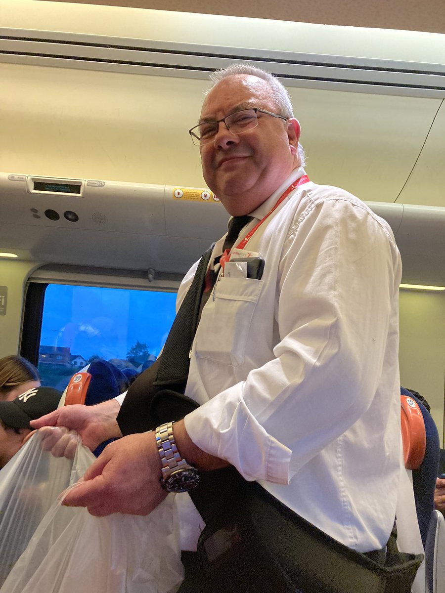 Melanie Chapman (@drmelchapman) on Twitter photo Thank you for bringing sunshines and smiles to a delayed, wet journey home Peter 🤣😊😂 <a href="/CrossCountryUK/">CrossCountry Trains</a> this man deserves a pay rise! Thank you for bringing sunshines and smiles to a delayed, wet journey home Peter 🤣😊😂 <a href="/CrossCountryUK/">CrossCountry Trains</a> this man deserves a pay rise!