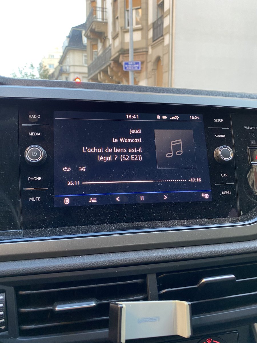 floriankarmen's tweet photo. Très interessant ce nouvel épisode du #WAMCAST dans lequel est abordé le cadre légal autour de l’achat de liens en SEO. On y parle même de #metavers https://t.co/DqNhkN6EXd https://t.co/tclD0zw7XR