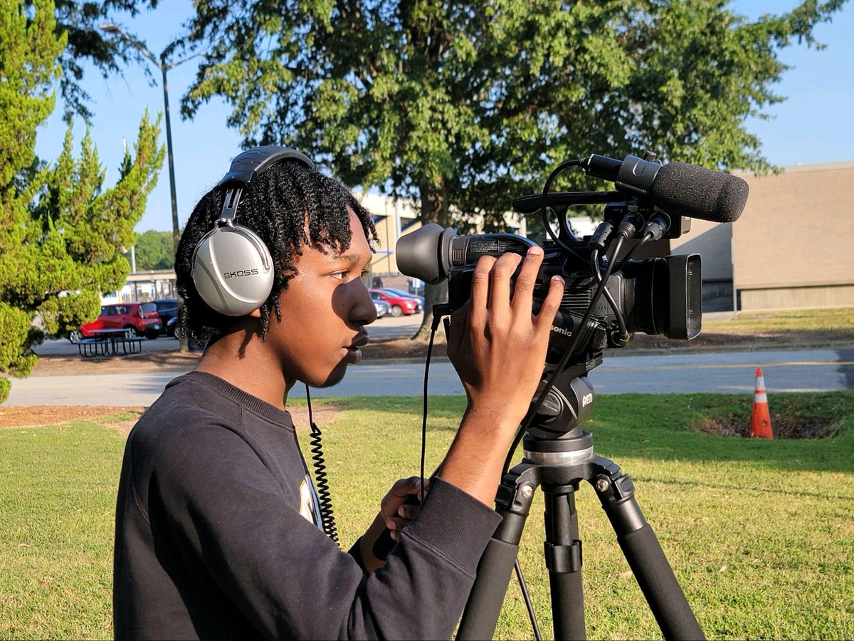 These past two weeks, our #NNPSTelecom TV-I students have been working on their camera certifications to get comfortable using the equipment.