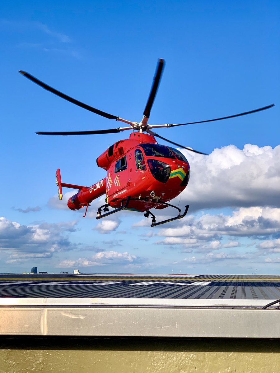 It’s out!! 

The advert for Physicians in Pre Hospital Care with London HEMS is now live! Looking forward to receiving your applications ! <a href="/LDNairamb/">London's Air Ambulance Charity</a> #HEMS 

For more information:
bartshealth.nhs.uk/jobs/#!/job/v4…