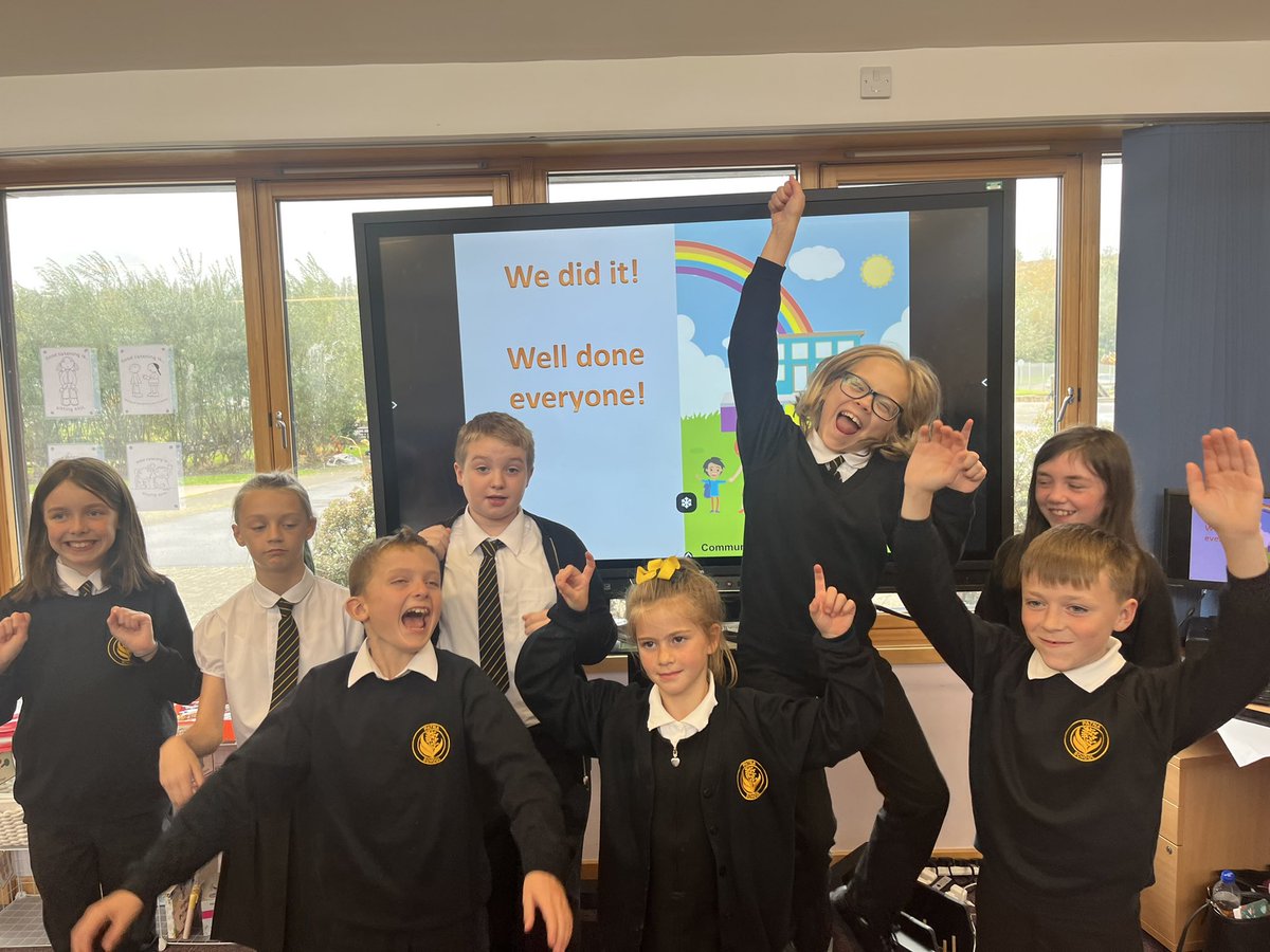 PatnaPS_ECC's tweet photo. The Primary School will be awarded East Ayrshire Communication Friendly Environments Award. An achievement reflecting the hard work of staff, professional learning &amp; collaboration to improve outcomes for our fantastic children. @GailElder14 @weepeoplechat https://t.co/z0f5RVD7tW