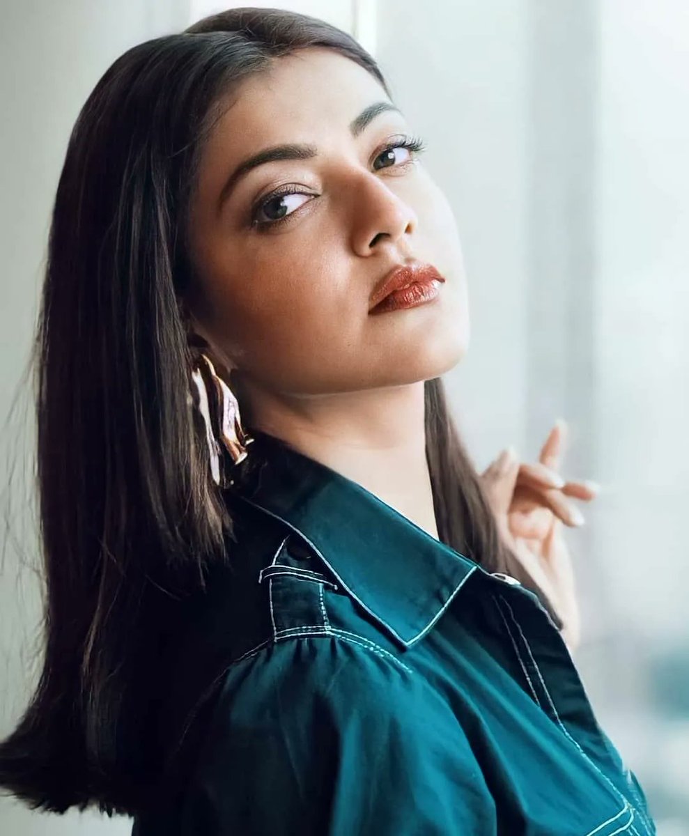 GayatriKajalian's tweet photo. Sizzling ❤️🔥
Throwback to @MsKajalAggarwal for #OppoF9Pro launch event at Bangalore 💫💙
#KajalAggarwal #Kajalism https://t.co/UIVbrMyz1q