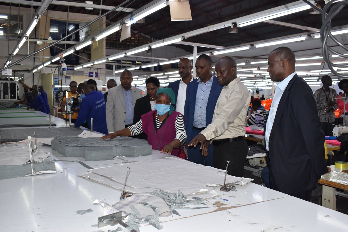 1/2: Hosted a delegation from the Republic of Uganda at EPZ Athi River who are in Kenya for a benchmarking tour   <a href="/StateHouseKenya/">State House Kenya</a> <a href="/StateHouseUg/">State House Uganda</a> @KenInvest <a href="/Trade_Kenya/">Trade Kenya</a> <a href="/IndustryKE/">IndustryKE</a> <a href="/EACAffairsKenya/">Ministry of EAC,ASALs & Regional Development Kenya</a>