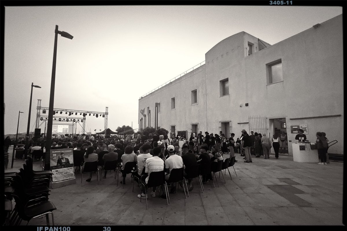 Big gathering today in Lampedusa.  As part of <a href="/C3ottobre/">Comitato 3 ottobre</a>’s #welcomeeurope event. Tomorrow a slide show of photos by #Rohingya #refugee photographers will take place on this stage.  #myanmar