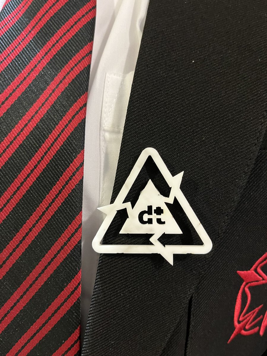 TRS_DesTech's tweet photo. Faculty progress and reward badges relaunched today. Some motivated Year 7 @TheRadclyffe students hoping to achieve their arrows… #DTPROUD #product #textiles #food https://t.co/wg80LepQEv