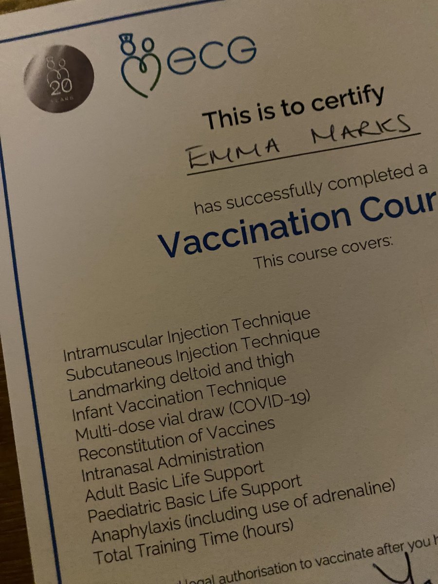 emmamarks2019's tweet photo. Massive well done to all the Year 3 UEA MPharm students for getting stuck in and completing their ECG vaccination training today #upskilling #forgotthephotos #vaccination #anaphylaxis #basicfirstaid @UEAPharmacy @uniofeastanglia @ECG_MK @JeremySokhi https://t.co/XuVaeunFoN
