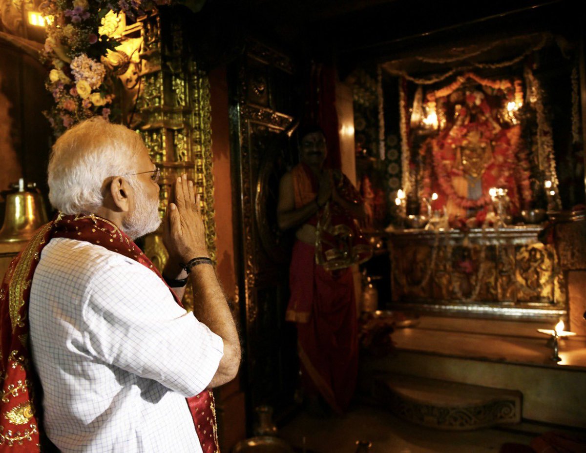 Thank you @CameramanRaju for keeping Leaderji the center of focus. NaMo NaMo!! Goosebumps moment.