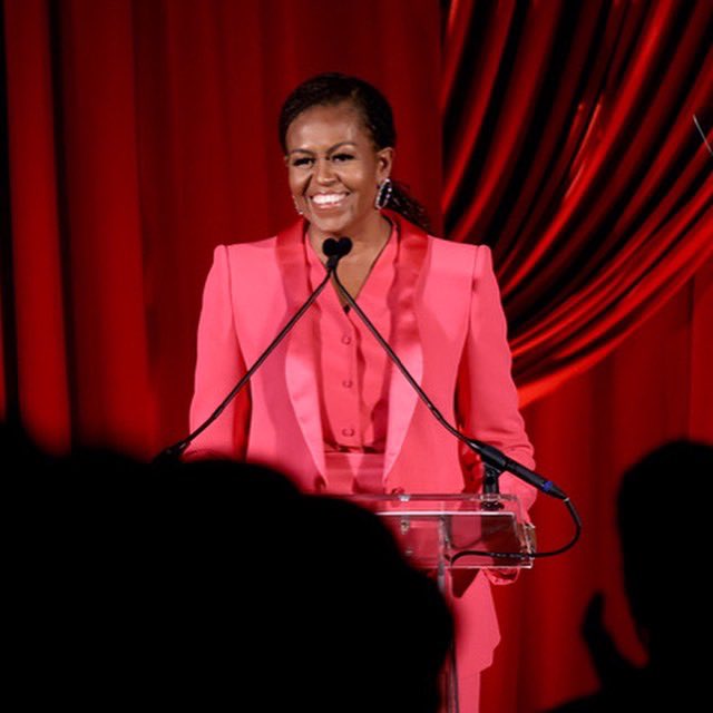 armani's tweet photo. Michelle Obama and Meryl Streep, both speakers at #TheAlbies, chose #GiorgioArmani looks for the evening. @ClooneyFDN @MichelleObama https://t.co/4hGk97P7lw