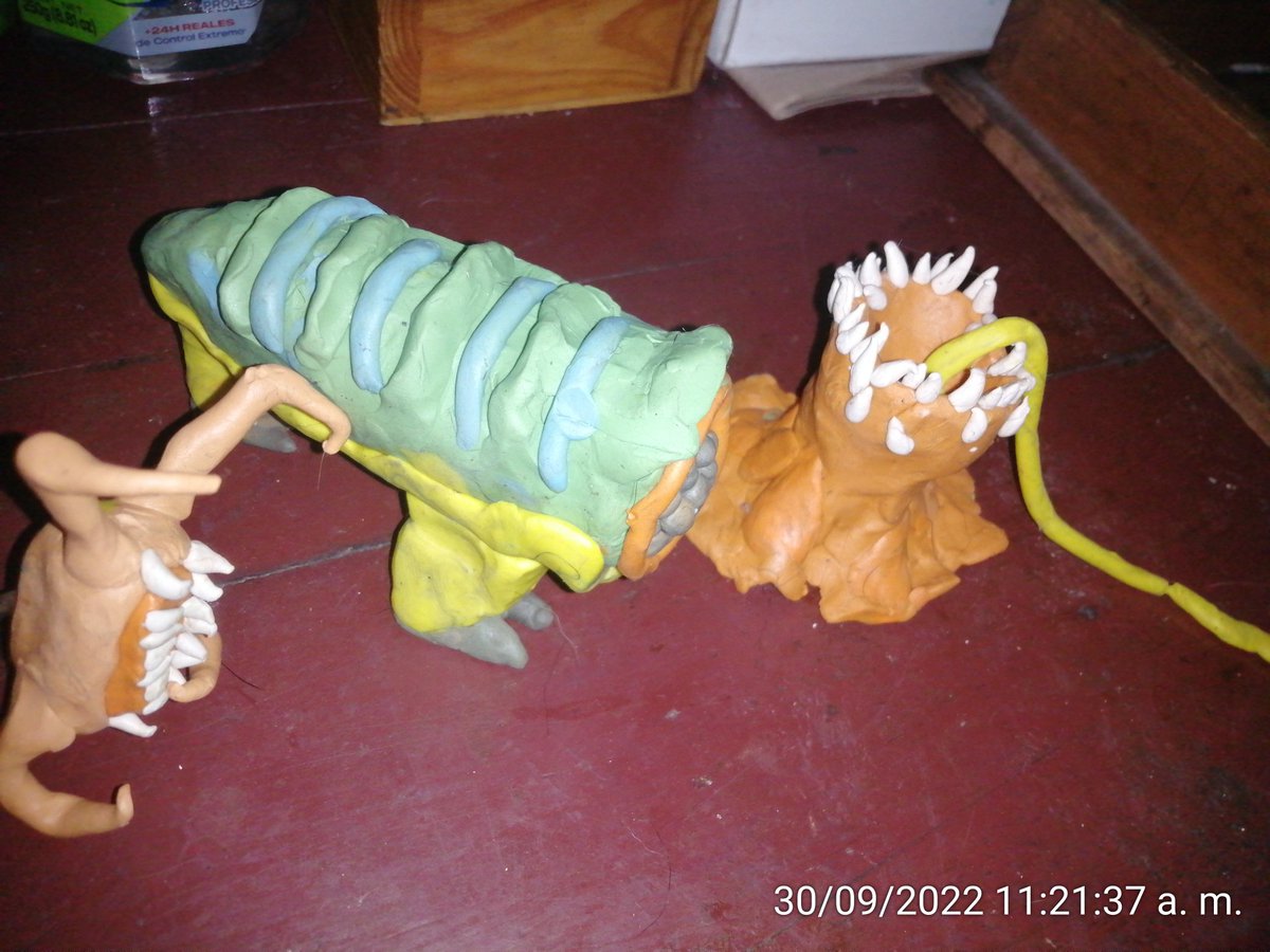 m4n_d0's tweet photo. Unas creaciones más por mí hijo de 10 años, en plastilina, criaturas de Half Life!
#hl #hl2 #blackmesa #gordonfreeman #barnacle #fastheadcrab #houndeye #steam #valve https://t.co/VIbaawEL4u