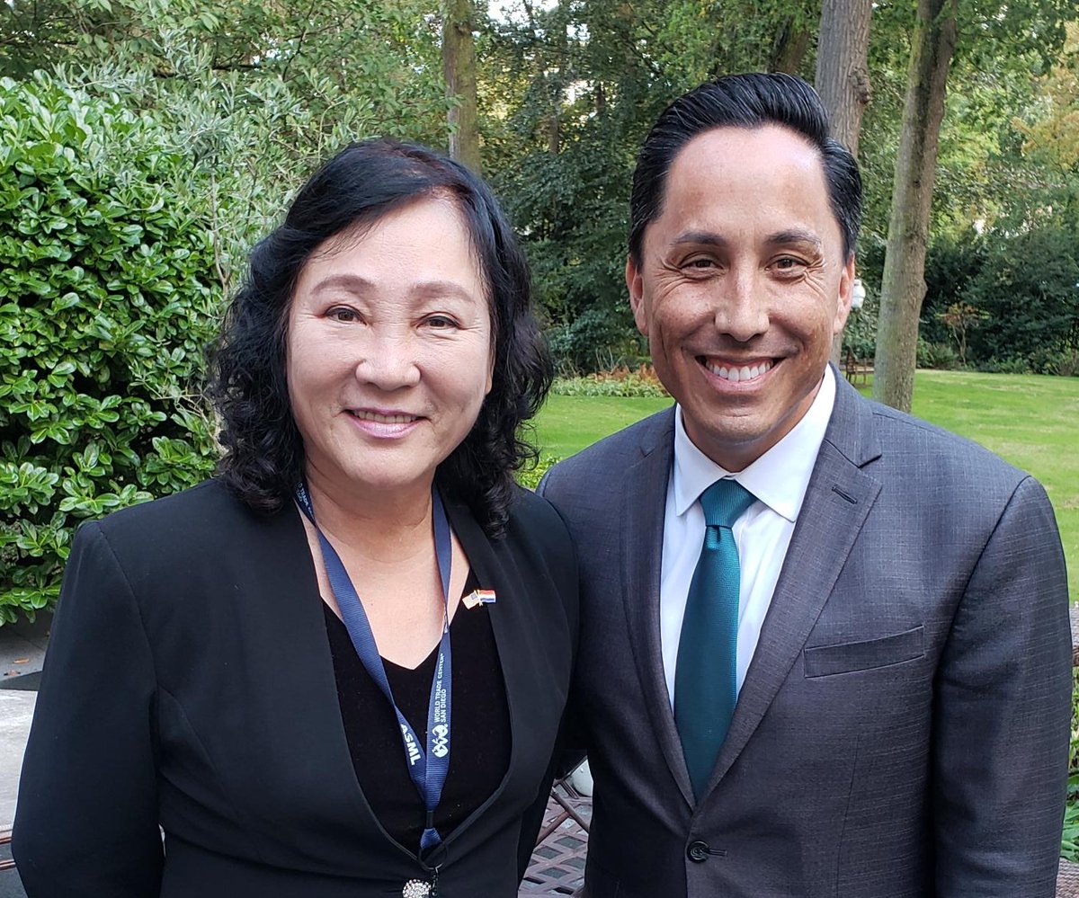 Nano_PS_1's tweet photo. Thank you @WTCSanDiego and @MayorToddGloria for including @Nano_PS_1's CEO, Kay Olmstead Ph.D. MBA, in your Mayoral Trade Mission to the Netherlands and allowing us to pitch to @Leidenbsp. We are excited to foster these new relationships! https://t.co/e2RMJrgR3O