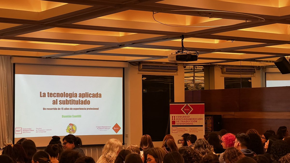 CSNMEDIA_TV's tweet photo. Feliz día del traductor en el #HispaTAV2 https://t.co/clQsXjRFjt