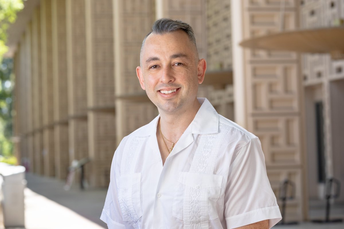 <a href="/MichaelGalvezMD/">Michael Galvez, MD</a> <a href="/StanfordMed/">Stanford Medicine</a> Meet <a href="/TheMillennialMD/">Cesar Padilla, M.D.</a> who is Chief Medical Education Advisor for Alliance in Mentorship/@MiMentorOrg &amp; the Co-Chair of the Council of Anesthesiology for <a href="/NHMAmd/">National Hispanic Medical Association</a>. He hopes to connect, teach, &amp; inspire the next generation of students pursuing medicine. #NLPD #FollowFriday