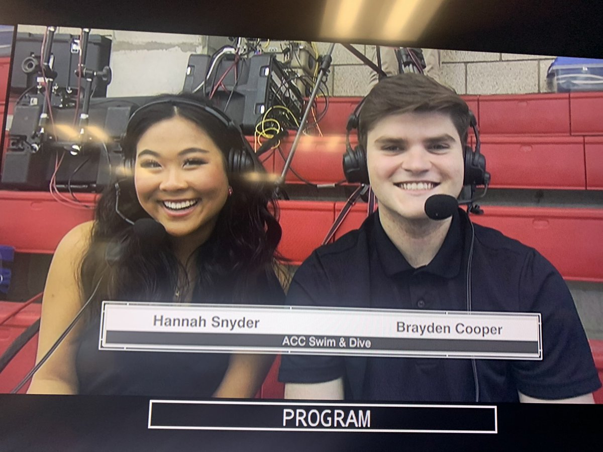 _CardsTV's tweet photo. The #Nesties are live at 3 pm for some @LouisvilleSD on ACC Network Extra #NestieCrewBestieCrew https://t.co/Gk8FTmib46