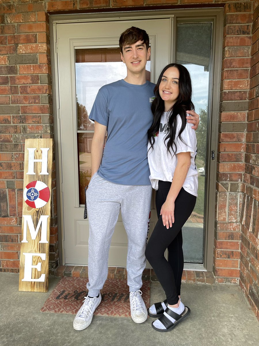 reggie on Twitter "we are officially homeowners mfs 🎉"