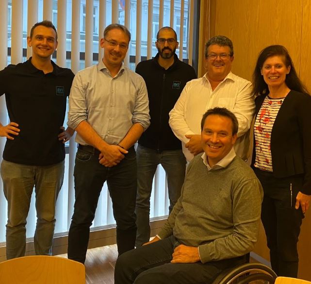 AndreasSackl's tweet photo. Diese Woche am 28.9. fand der physische Kick-off der neuen #VÖSI Special Interest Group (SIG) Accessibility in ICT statt. Und es gibt bereits auch einen Folder: https://t.co/p1oIxPh7V2. #accessibility #innovation https://t.co/BR8WfXKUqW