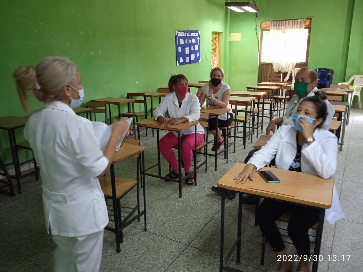 Presentación de caso de paciente con Pielonefritis aguda en el CDI de Santa Ana.
<a href="/6_CDINueEsparta/">CDI 6 Dr Ramón Rojas Salazar</a>