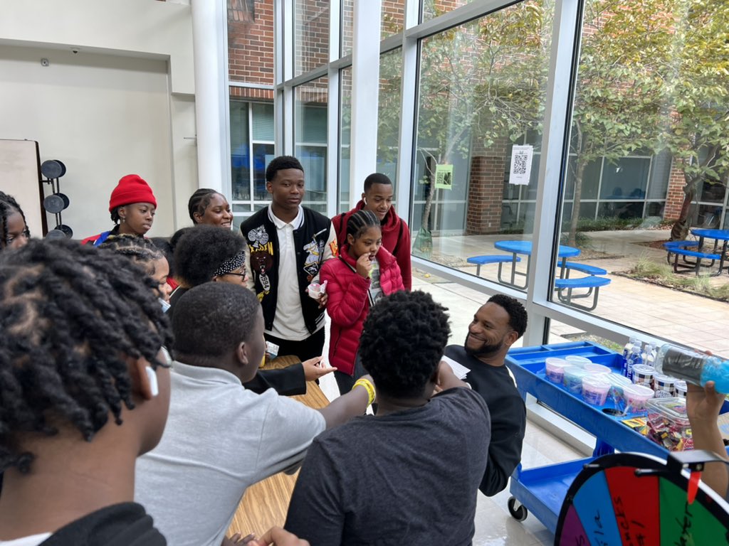 Freshman Academy Friday Fun Day on The Hill! Spin the Wheel game is Perfect for EOC Milestone Review with the scholars. #makinglearningfun #academyscholars @DrWilkinsBEMHS @DrVaughan3 @drkalag @MsReedtheAP @Angela_MooreAP