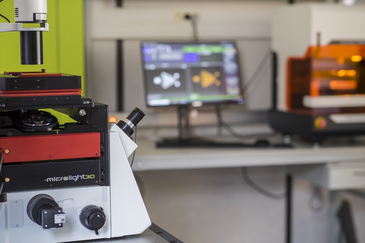 Microlight3D organizes its second webinar session on the 11th of October at 2 and 3 PM ! 
Presenting the compatible materials for both systems,  discover our range of photoresists and identify the right fit for your project ! Save the date and register in our website !