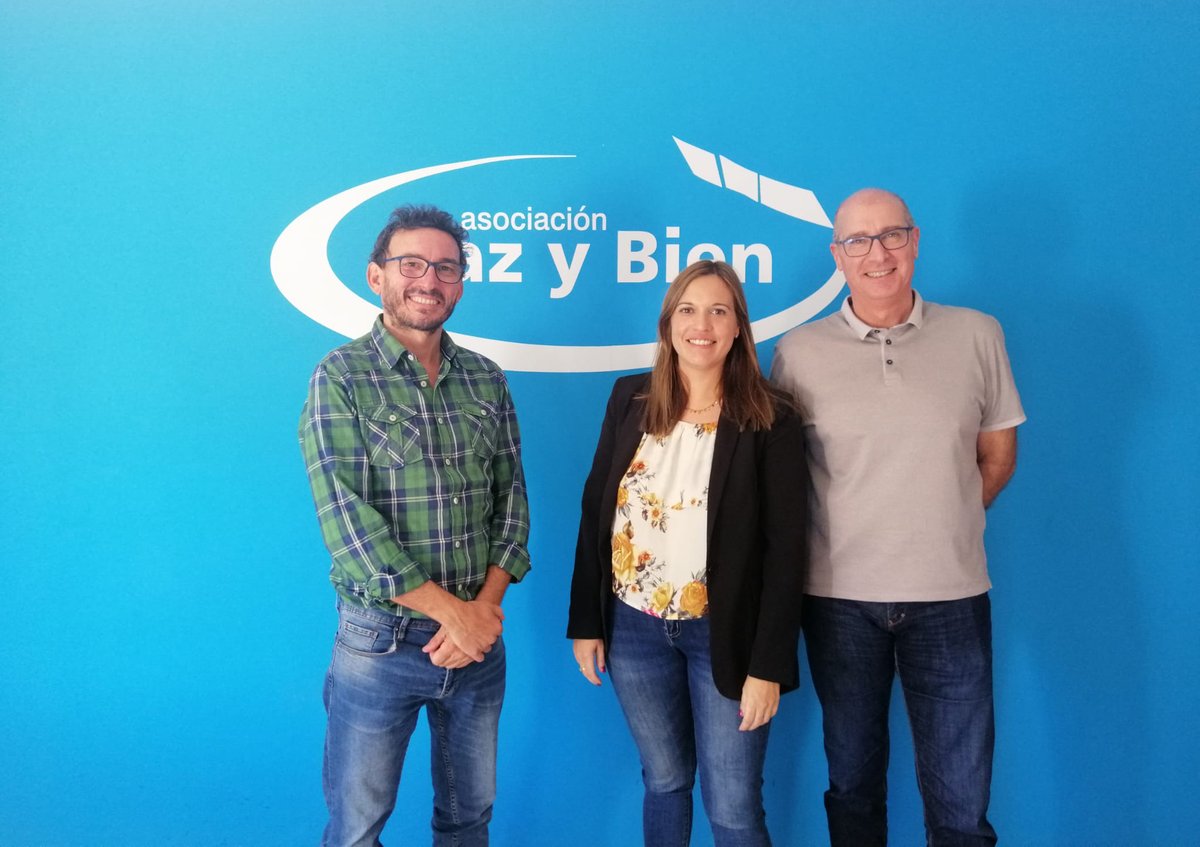 Nuestro gerente, Manuel Fernández, María Dolores de Dios Beltrán, responsable de servicios corporativos de <a href="/FundacionProde/">Fundación PRODE</a>, y Óscar Fernández, técnico del mismo servicio, han abordado los compromisos de ambas entidades tras la rúbrica del convenio. 

#Orientación #Empleo