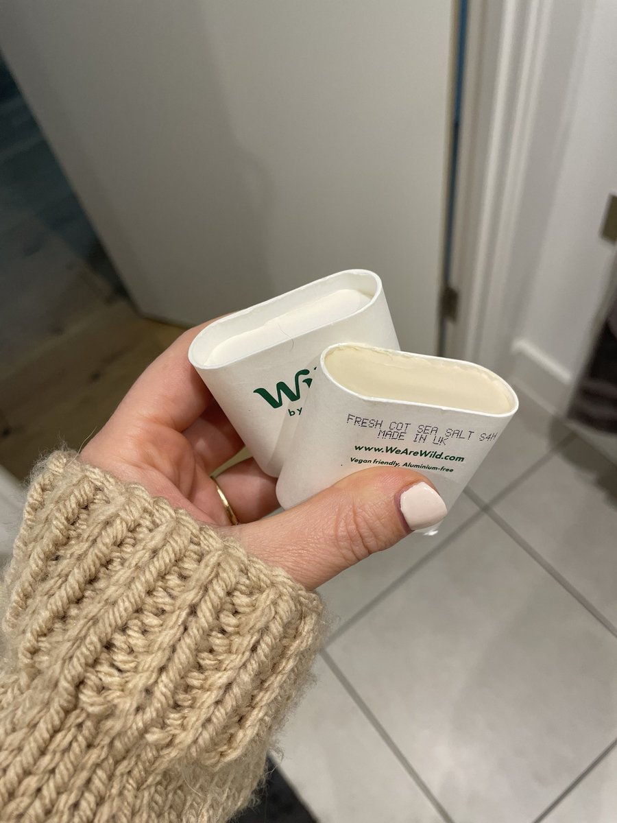 SophCollier_'s tweet photo. @charlottelisaxo @WildRefill Mine is exactly the same… different smells, colours, sizing… https://t.co/l0lkfMKse8