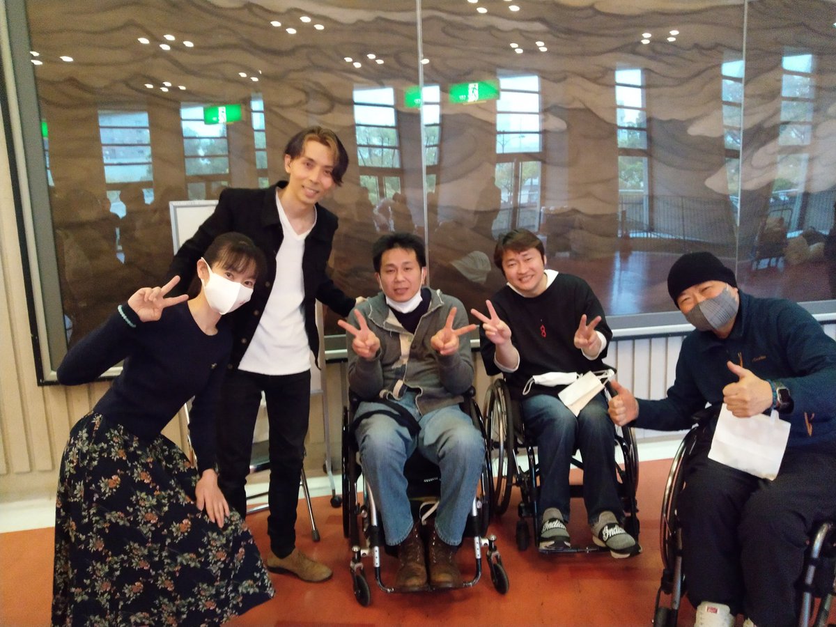 hope_and_star's tweet photo. #4Disabilities ヨンディサビリティーズ 
明日は10周年ライブ٩(ˊᗜˋ*)و✨✨

写真は和歌山  #映画  #卒業～スタートライン 上映会＆ライブでパシャリ📷💓💞
 #TAaKA   #ターカ  #ワンダー  #トモ  #ミキティ
 #ヨンディサビリティーズ結成１０周年ライブ
https://t.co/swRbNXSZOE https://t.co/TAVvJtmtFj