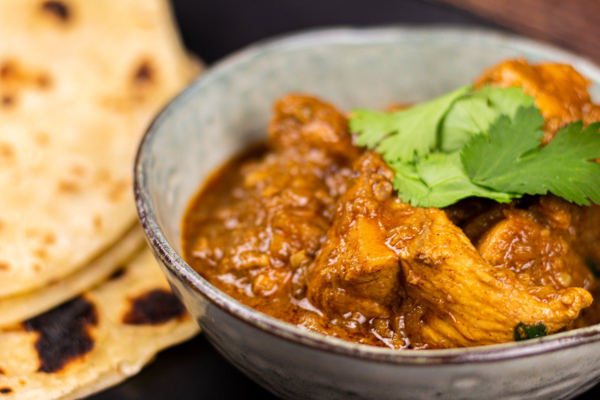previnsltd's tweet photo. Warm up your weekend with our tasty chicken curry. A wholesome meal, delicately spiced and perfect for chilly evenings. Made with our chicken curry kit and paired with our chapatti. 

•

•

#previns #curry #spice #spicekits #chickencurry #korma #indianfood #food #flavour https://t.co/mQGOeh9kpp