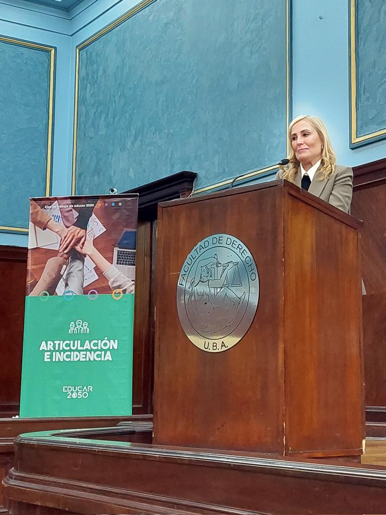 AleArratiaM's tweet photo. Feliz de acompañar a nuestros queridos amigos de @reduca_al en Argentina,  @Educar2050, en sus 15 años, comenzando el XV Foro de Calidad y Equidad Educativa #YoVotoEducación. #2020Presente https://t.co/3puT2hatpV