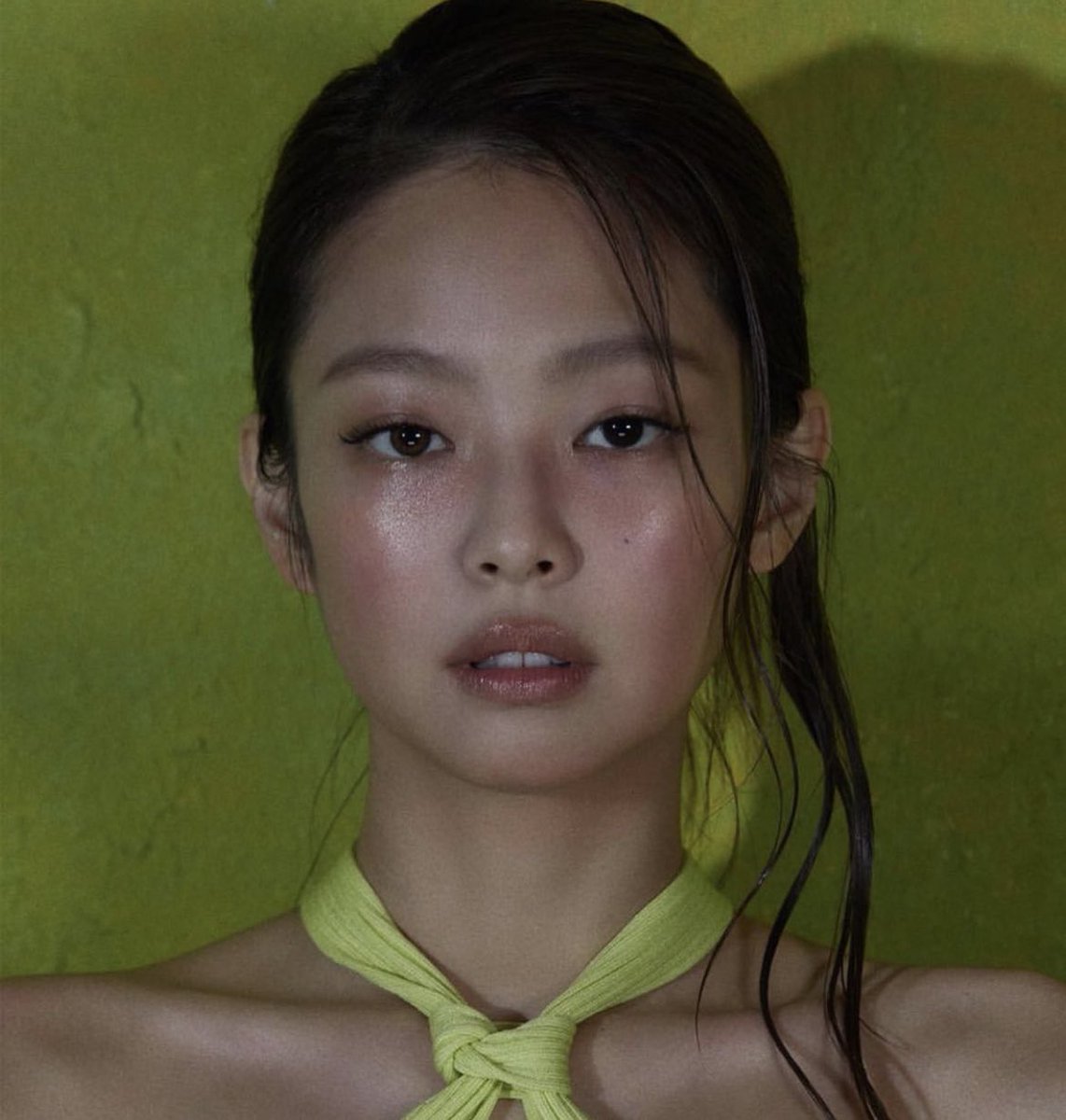 eliesaaabs's tweet photo. Jennie Kim serving FACE as usual https://t.co/A2JfEoA4x1