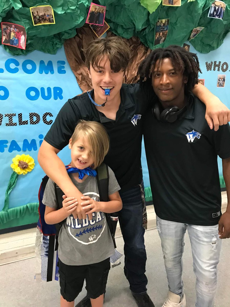 TSh3lton's tweet photo. It's all for the kids 
Going to miss this 
❤️❤️❤️❤️❤️ https://t.co/P1EX3ryPuM