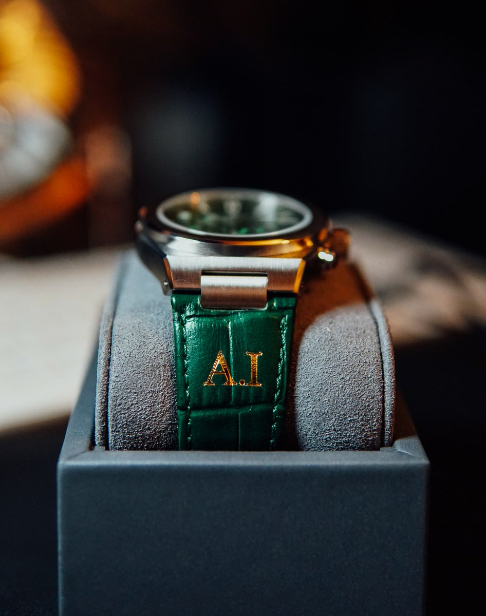jjmonaghan_com's tweet photo. Remember, you can personalise the straps on all our leather strap watches. only at https://t.co/6i20HWPlYQ https://t.co/AiOPV1FC8l
