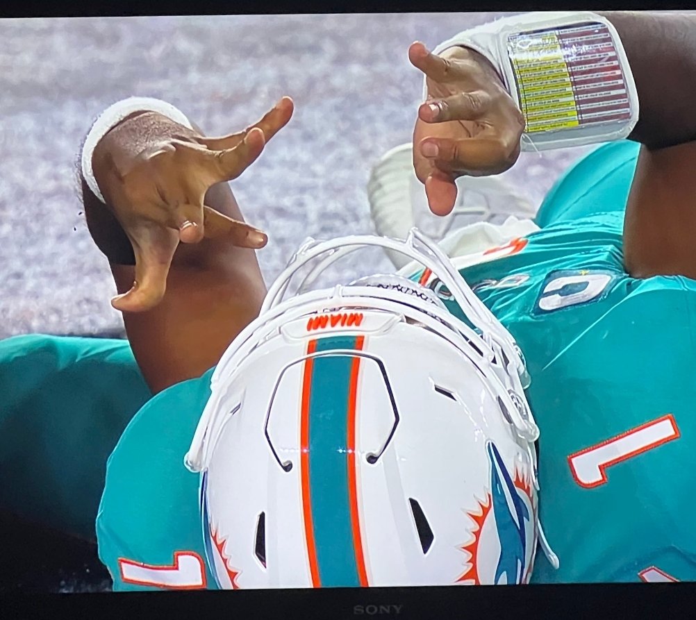 EKmudbone's tweet photo. Following the terrible injury of Tua last night, the NFL has investigated and fined him $50k for throwing up gang signs during the match. No further action will be taken. https://t.co/NUhKv52Zkb