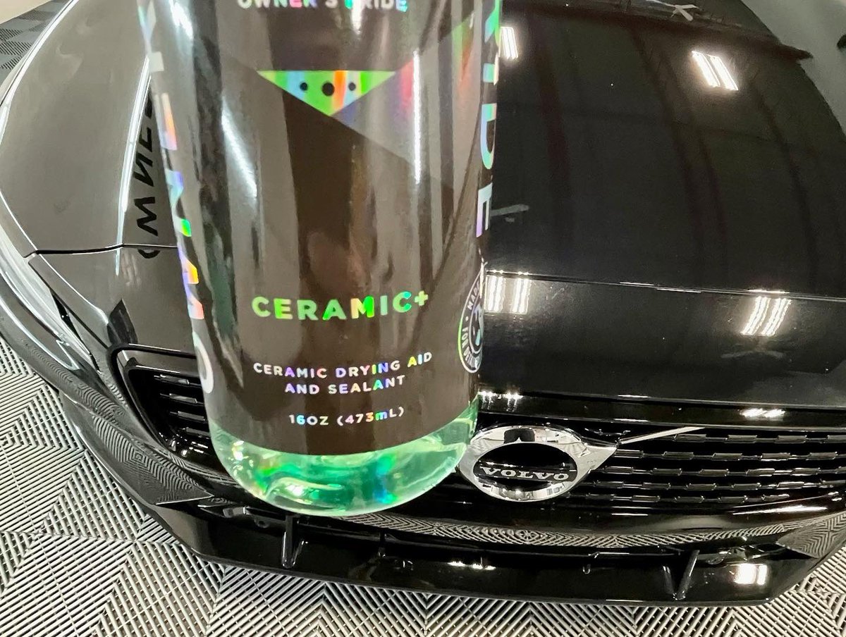 owner_albert's tweet photo. Volvo S60 came in for a maintenance wash with Owner’s Pride line of products. Book your detail now. Protect your investment!#ownerspride #stalbert #ownerspridecanada #yeg #volvo #ceramiccoating #detailing #canadiandetailersofinstagram #bossofgloss https://t.co/HeMQFq8mNR