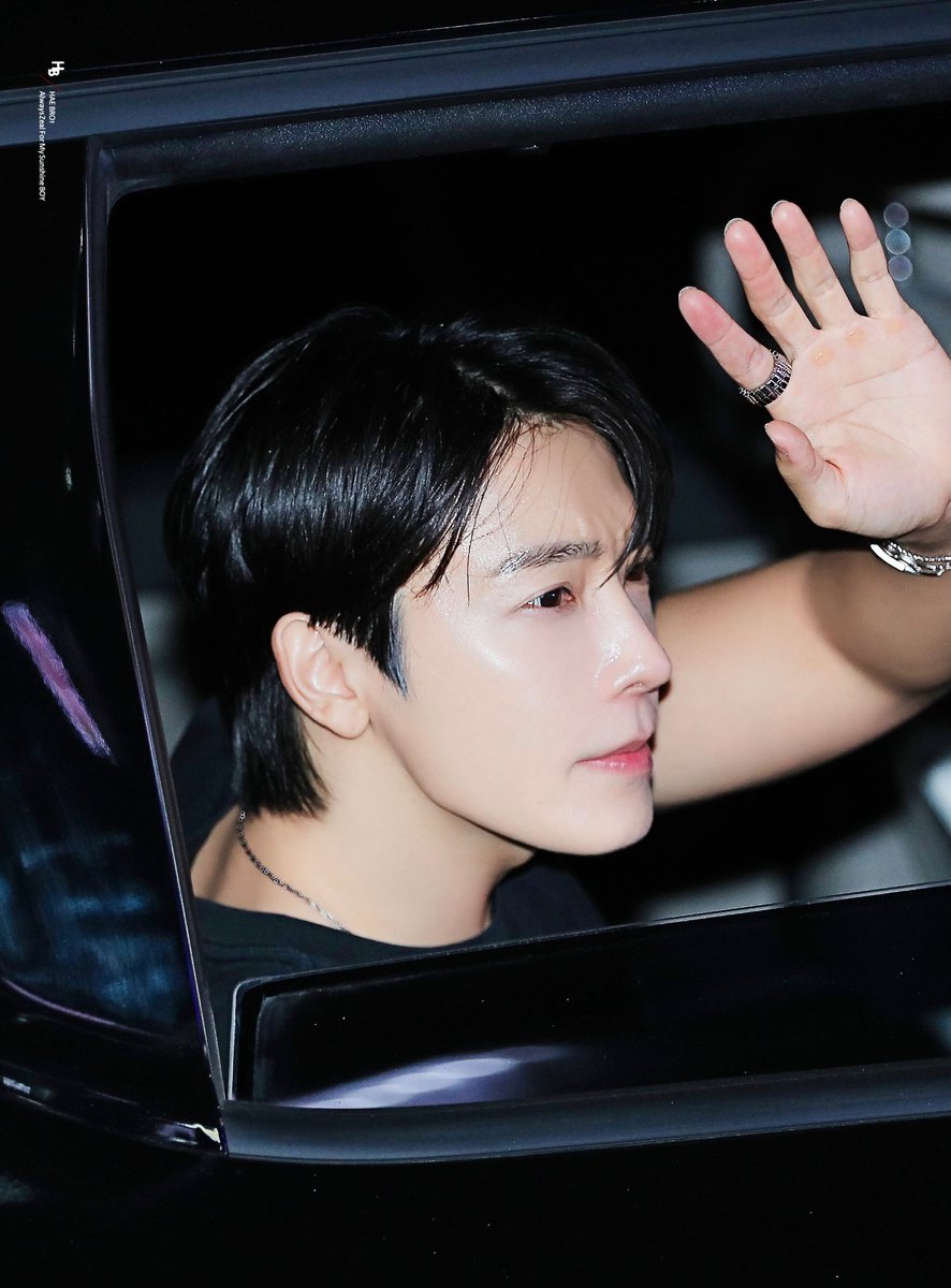 DHL00K's tweet photo. #동해 #DONGHAE https://t.co/J7I0EnhgRC