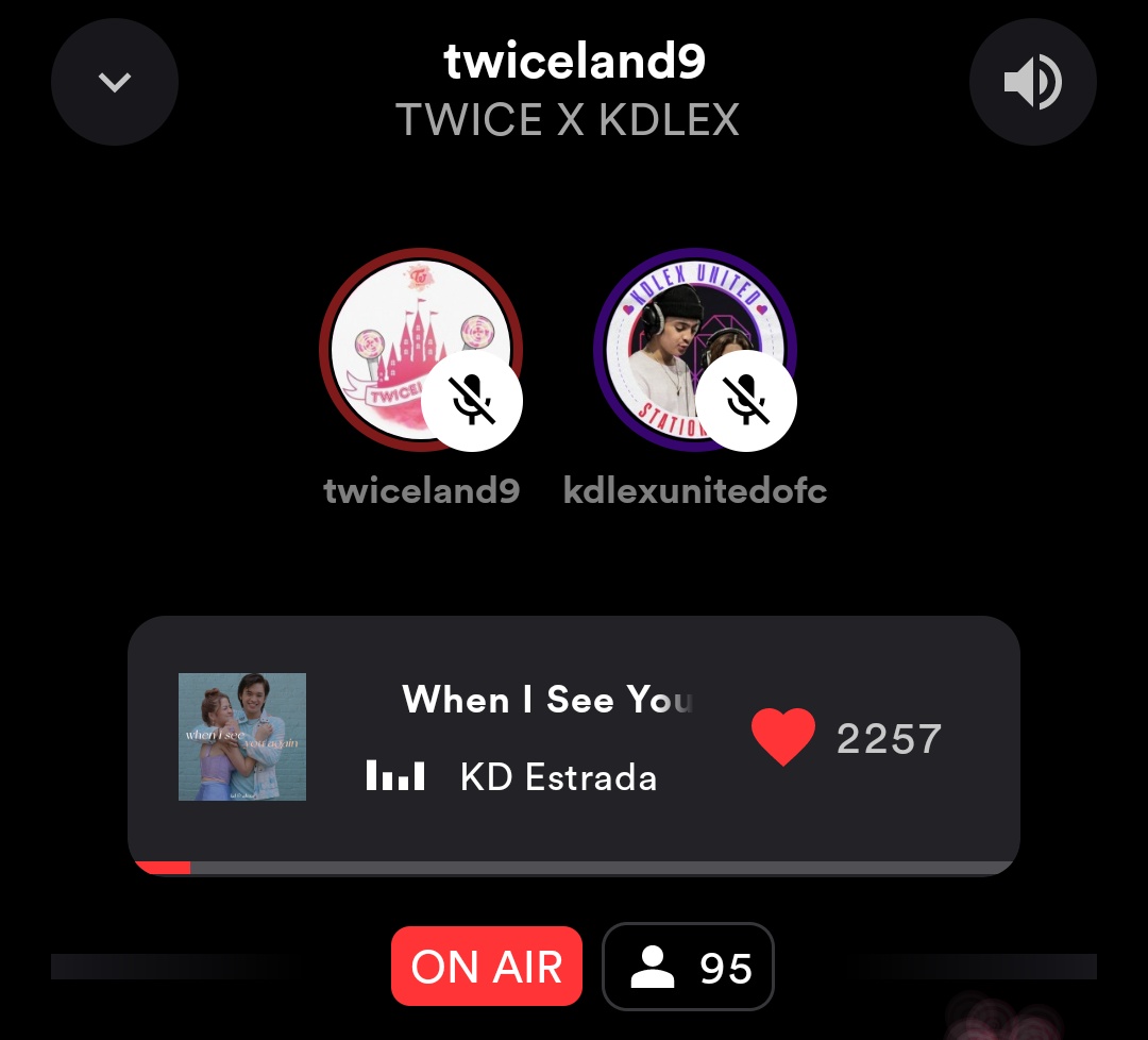 kdlexonair_'s tweet photo. Now playing: 𝑾𝑯𝑬𝑵 𝑰 𝑺𝑬𝑬 𝒀𝑶𝑼 𝑨𝑮𝑨𝑰𝑵 by @alexailacad @kdestrada_ 🎶

Join us here at https://t.co/ngGHButATU. We're having a streaming party tonight🤍🍭.

#TWICExKDLex
#KDLex | #TWICE 
@TW_Stationhead https://t.co/02IUc1aOoK