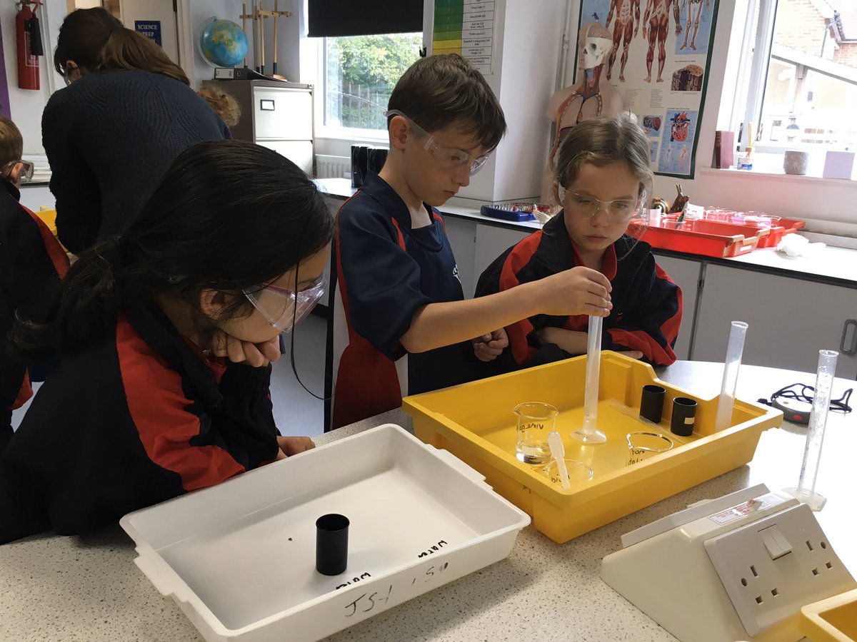 YMS_Year3's tweet photo. @YMS_Year3 Fun in the Science Lab making Rocket fuel https://t.co/h9zkXZjqiX