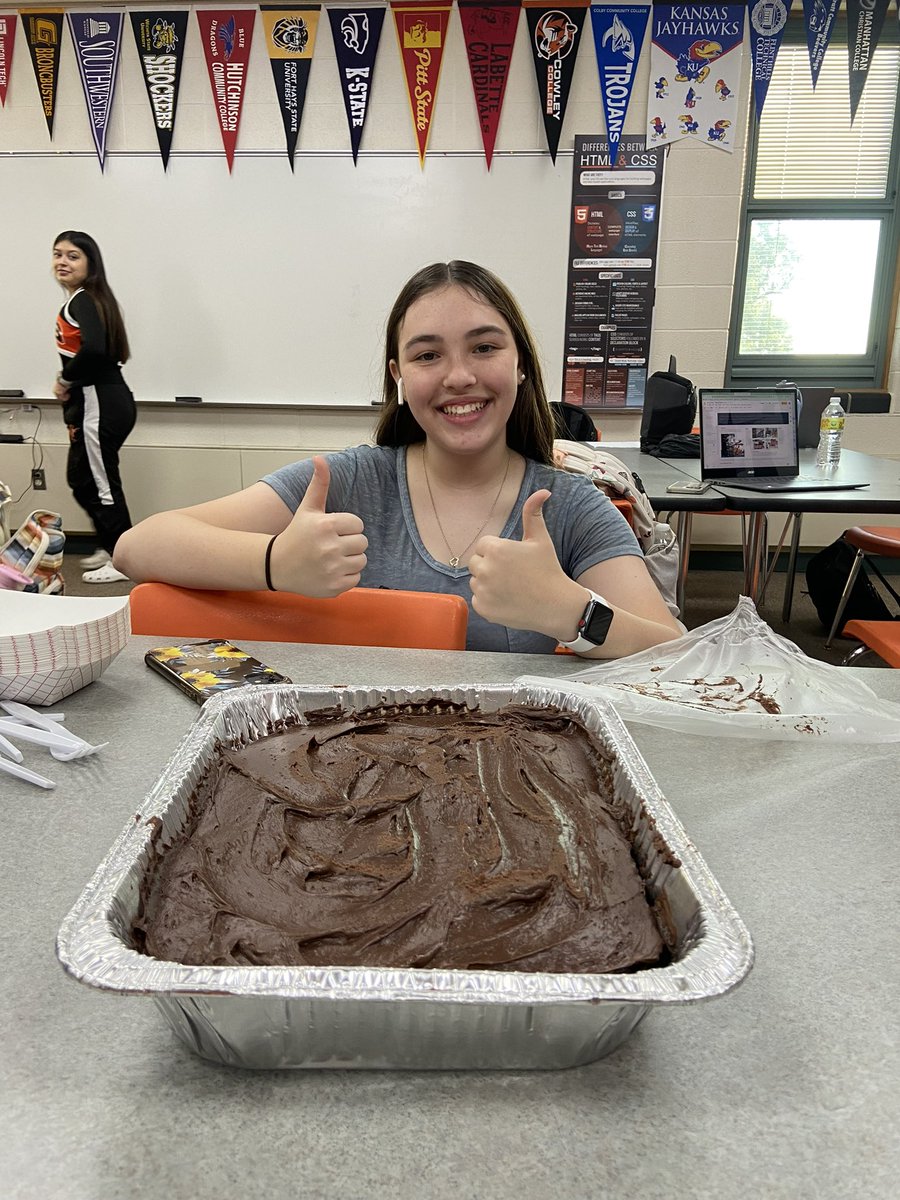 Holcomb Yearbook tweet media