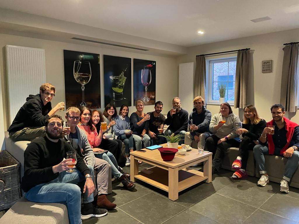 FuksLab's tweet image. What a memorable #labretreat with amazing people. Science and fun all in one! 🧬🎉