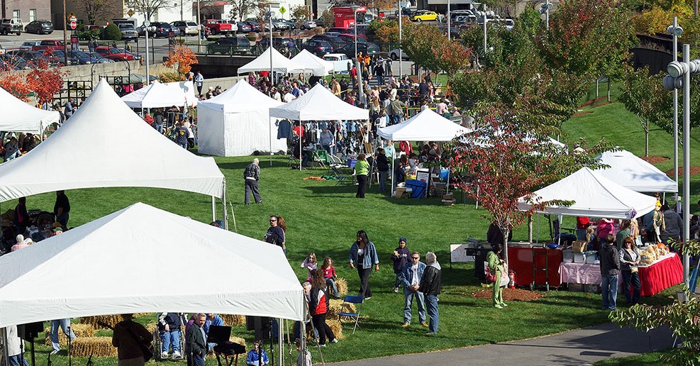 VisitNCM's tweet photo. The 19th Annual Blacksmith Art &amp; Renaissance Festival will be on Saturday, October 1, 2022 from 10 am to 5 pm at Riverfront Park in Fitchburg. Watch gorgeous, iron creations come to life under the skilled hands of competing artisans. https://t.co/oNvdy0GBnY #visitnorthcentral https://t.co/2KuuqsFspa