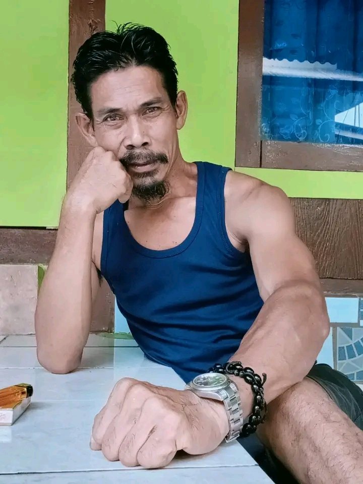 AjjaRefaldi's tweet photo. Kalau ada yg mau minat buruan merapat, kumisnya bikin merangsang https://t.co/KAKtFuK17a