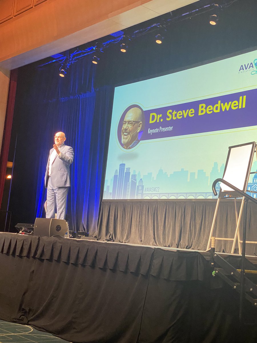 Can’t stop laughing with <a href="/stevebedwell/">Dr. Steve Bedwell</a> <a href="/ISaveThatLine/">Association for Vascular Access</a> #avasm22