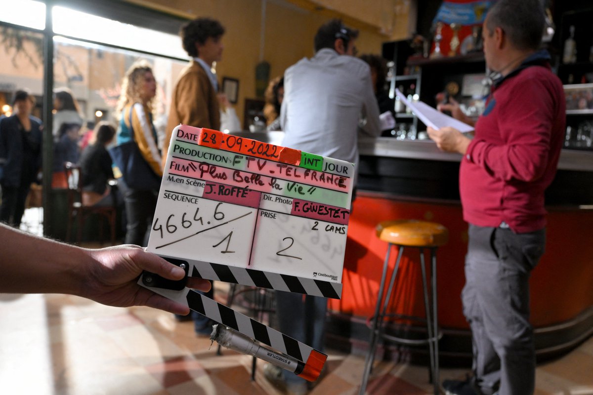 France3Provence's tweet image. Clap de fin pour la série mythique Plus Belle la Vie. "Cette série a changé ma vie" : voici la réaction des fans, fidèles au poste depuis 18 ans.

#PlusbelleLavie 
france3-regions.francetvinfo.fr/provence-alpes…