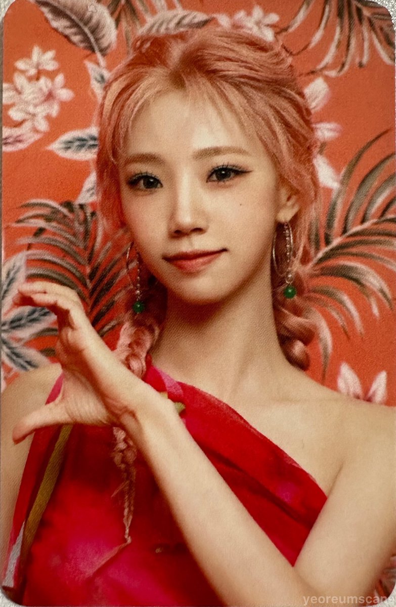 WJSN Sequence

Yeoreum Week 2 Broadcast Photocards

#우주소녀 #WJSN #여름 #YEOREUM