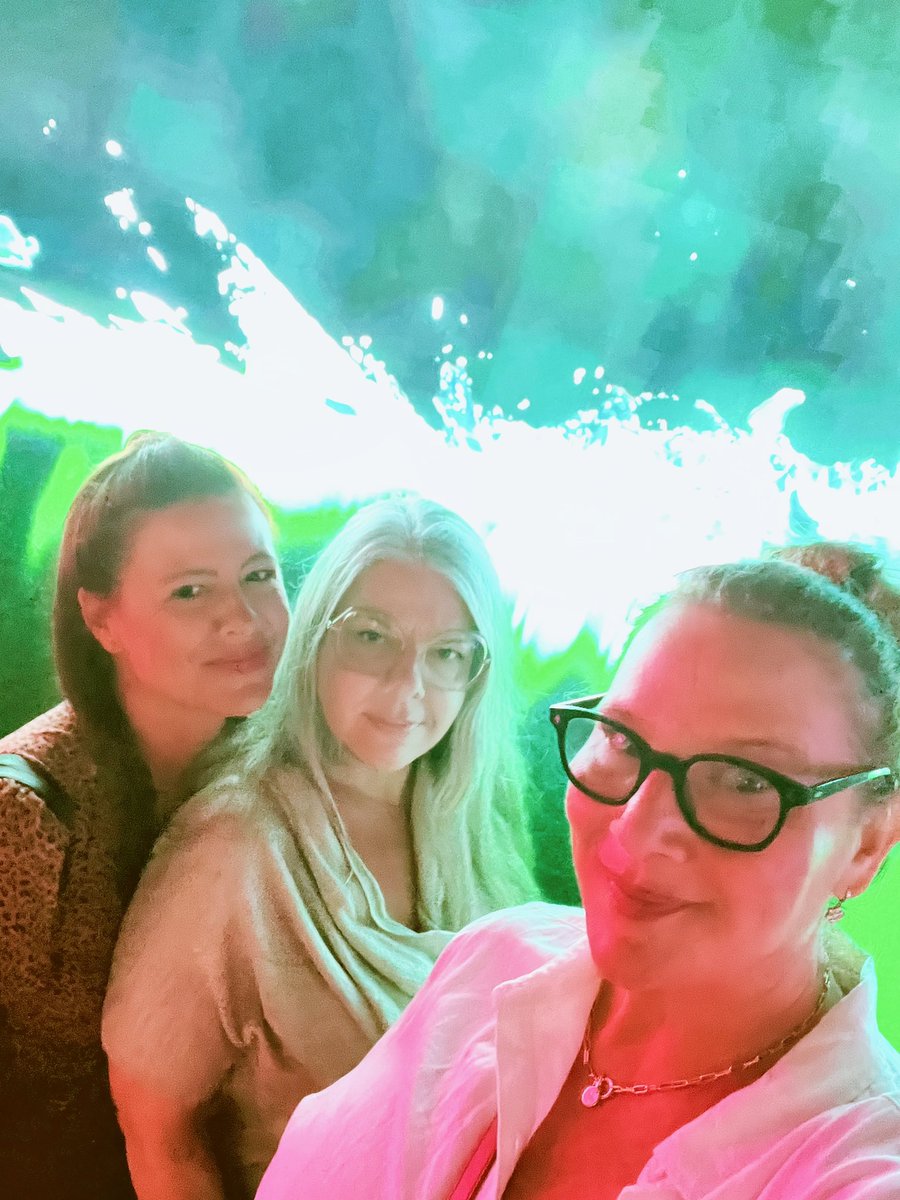 From web2 to web3, I love these ladies to the metaverse and back. XO <a href="/shananys/">shananys</a> <a href="/artduet/">Jen DiSisto</a> 
art by @nbakercahill at <a href="/vellumla/">Vellum LA</a>