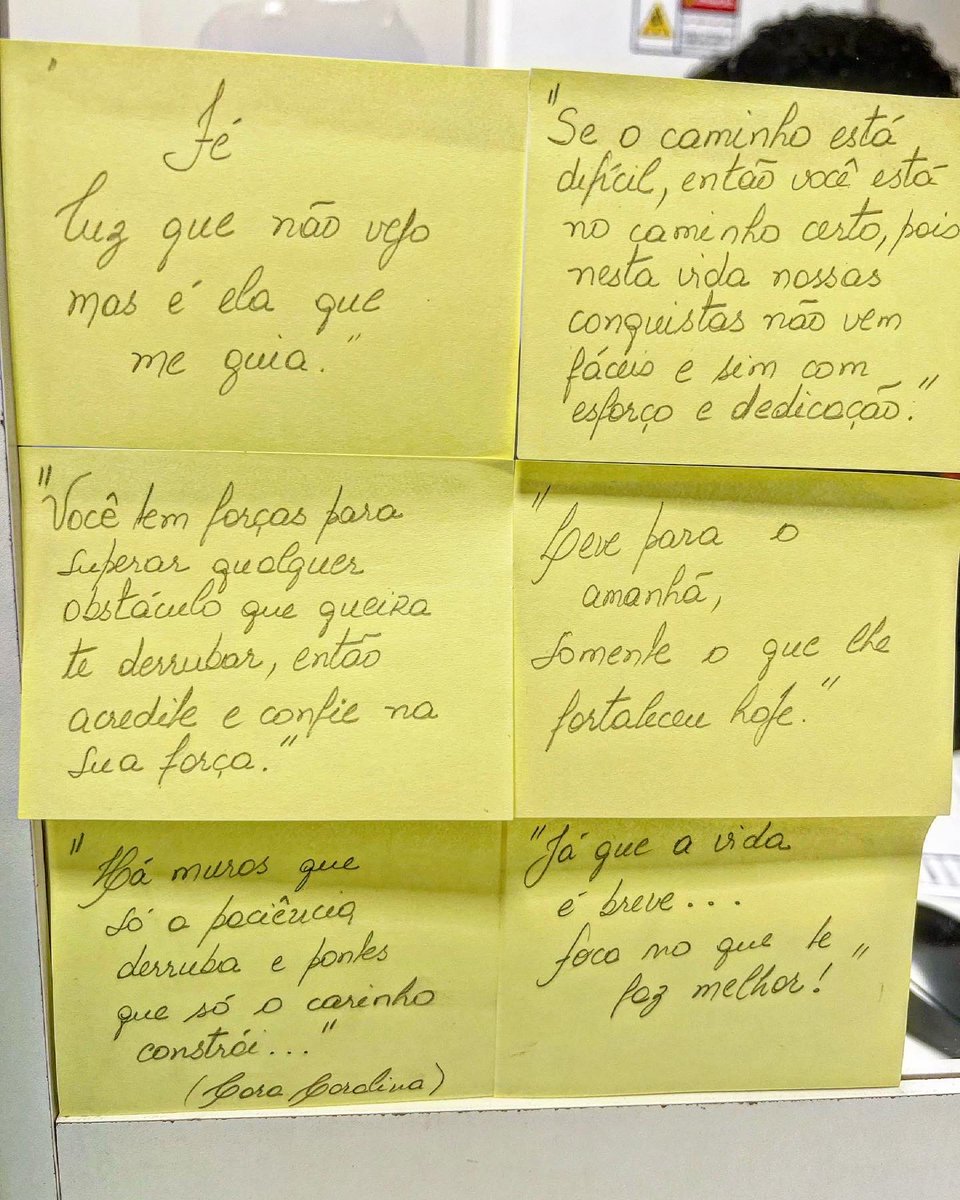 PulmaoSA's tweet photo. Parabéns Sra #Miucha por irradiar luz e alegria aos #medicos e #pacientes ! Afinal, rir e fazer o outro sorrir permanecem os melhores #remédios! #diadasecretaria #Tonaprefs #secretaria #faith #laughisthebestmedicine #barenecessities #gratitude #gratitudine #gratidão #fé #paz https://t.co/EohIGGO9xN