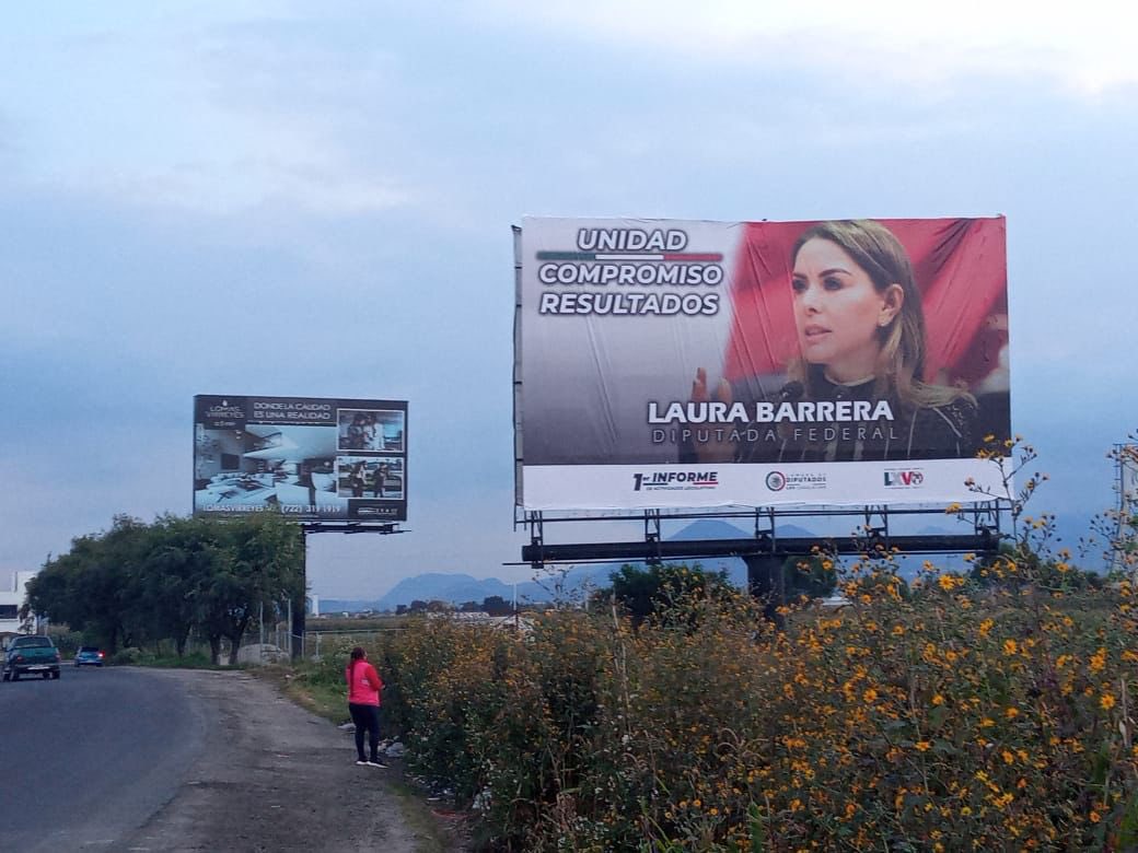 LasVoces_Edomex's tweet photo. 🔴LAURA ES LA CANDIDATA DEL PUEBLO

@LauraBarreraF 
Nada más alejado de la realidad que cerrar a dos la pelea por la candidatura en el #PRI del Edomex. Su carisma y talento político que acumuló en los últimos días le permite ser la candidata que el pueblo

https://t.co/UnUFVdSVm6 https://t.co/kO84fksgeZ