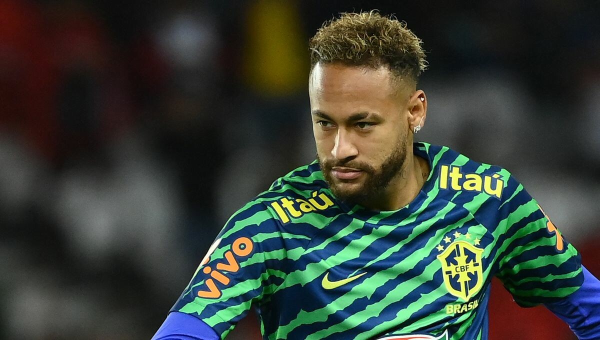 tvlofficiel's tweet photo. 🚨🇧🇷Critiqué par la bien-pensance pour son soutien à Jair #Bolsonaro, le joueur de foot #Neymar a réagi : "Ils parlent de démocratie et de beaucoup de choses, mais quand quelqu'un a une opinion différente, il est attaqué par ceux-là mêmes qui parlent de démocratie. 
- Twitter https://t.co/bTeQRpejUh