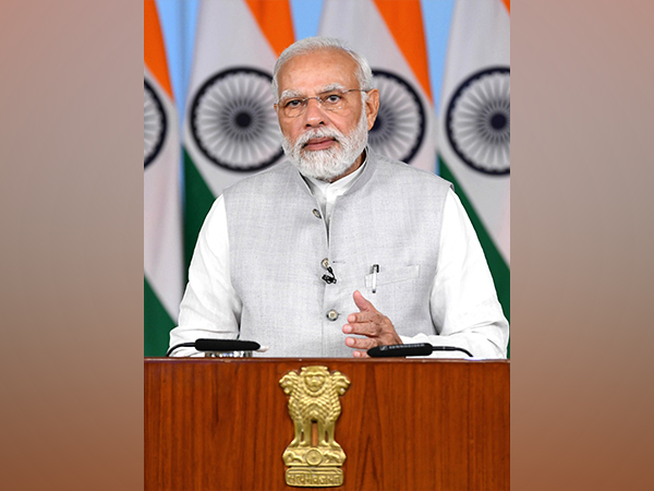 ani_digital's tweet photo. PM Modi to launch 5G services in India on October 1

Read @ANI Story | https://t.co/PBwrrKBWdr
#PMModi #5GIndia #5G #PMModiGujaratVisit https://t.co/4JYef4Fs0H