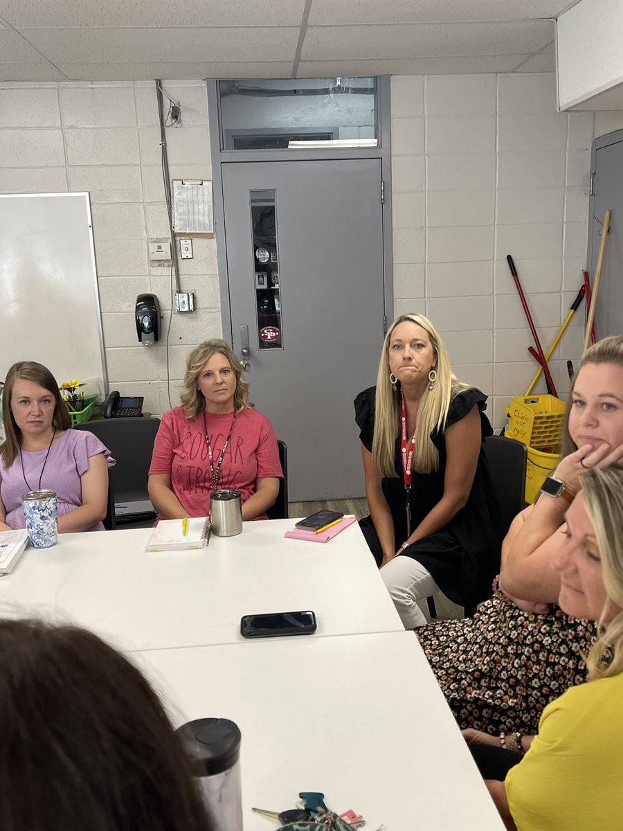 WAESWestASD's tweet photo. Our WAES teachers absolutely enjoyed meeting with South Pontotoc Elementary School teachers about Standards Based Grading‼️ Growth is a life long goal‼️ We can never learn enough‼️💛🖤💛

Thanks for the hospitality Mrs. Speck and South Pontotoc Elementary School‼️‼️‼️ https://t.co/8dROoLJPZY