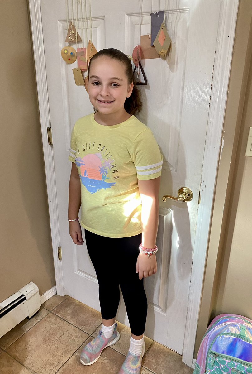 CroceAnnmarie's tweet photo. Going Gold for childhood cancer 🎗@DeniseFisherNB @NBUFSDPride @NbrPrincipal https://t.co/aqKYZCbT3I